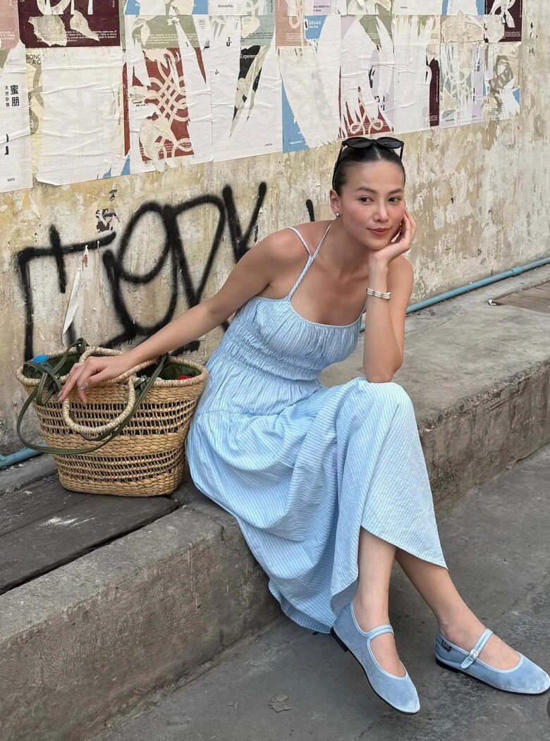 8 outfit đi cà phê học lỏm từ hoa hậu phương khánh từ thanh lịch đến năng động cá tính mặc gì lên hình cũng đẹp - 8