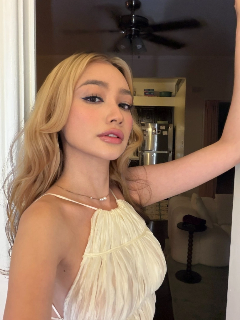 Á hậu trúc diễm khoe dáng thắt đáy lưng ong nhan sắc u40 vẫn gây mê - 1