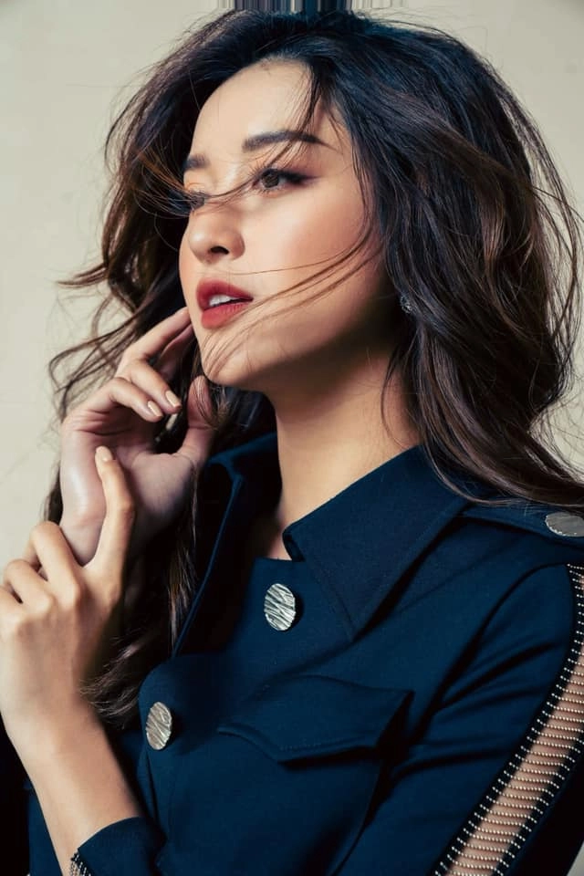 Á hậu việt lọt đề cử 100 gương mặt đẹp nhất thế giới nhân trắc học hoàn hảo style dát toàn đồ hiệu sang chảnh hết nấc - 2