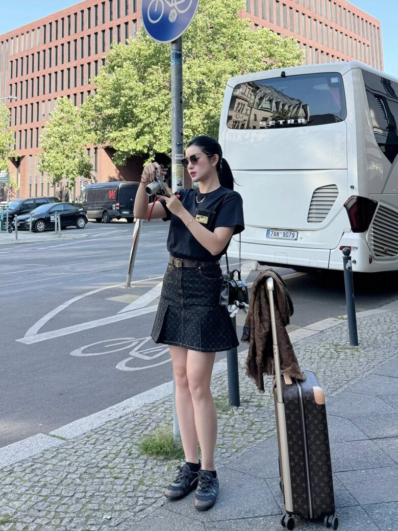 Á hậu việt lọt đề cử 100 gương mặt đẹp nhất thế giới nhân trắc học hoàn hảo style dát toàn đồ hiệu sang chảnh hết nấc - 5