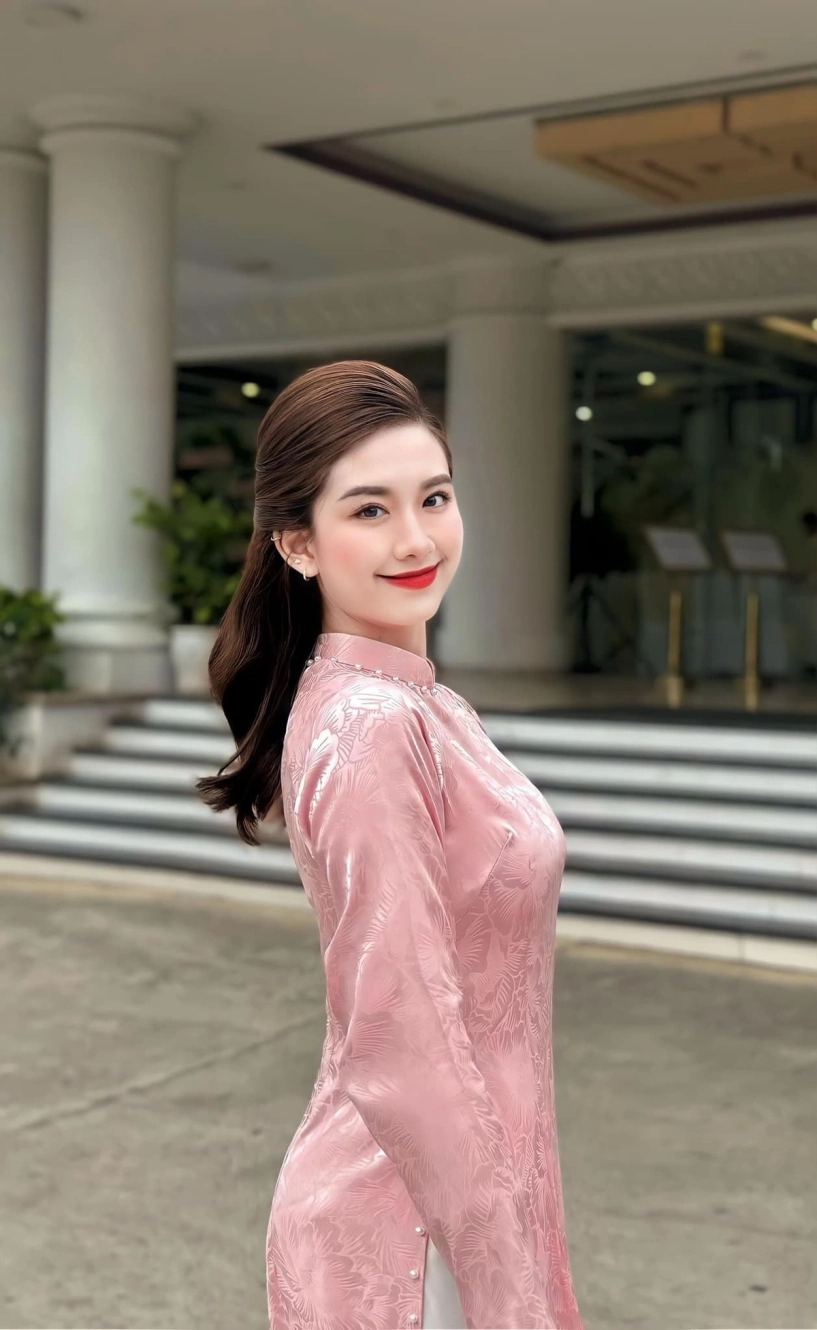 Ái nữ nhà cựu danh thủ bóng đá việt gây thương nhớ nhờ nhan sắc ngọt ngào - 9