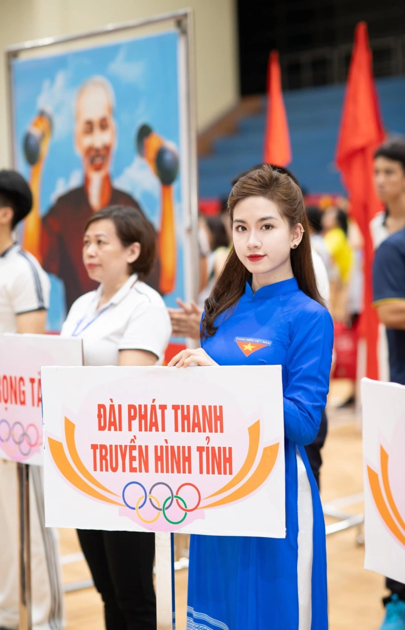 Ái nữ nhà cựu danh thủ bóng đá việt gây thương nhớ nhờ nhan sắc ngọt ngào - 10