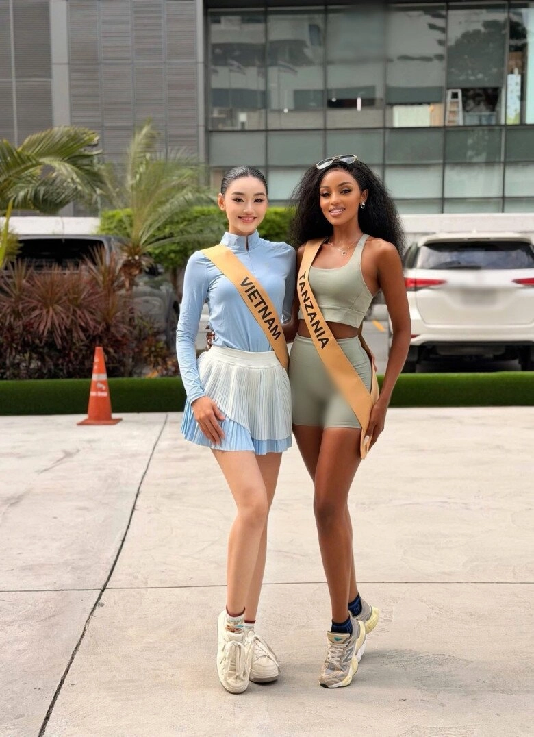 Bạn cùng phòng của yến nhi gợi cảm sống sang chảnh - 3