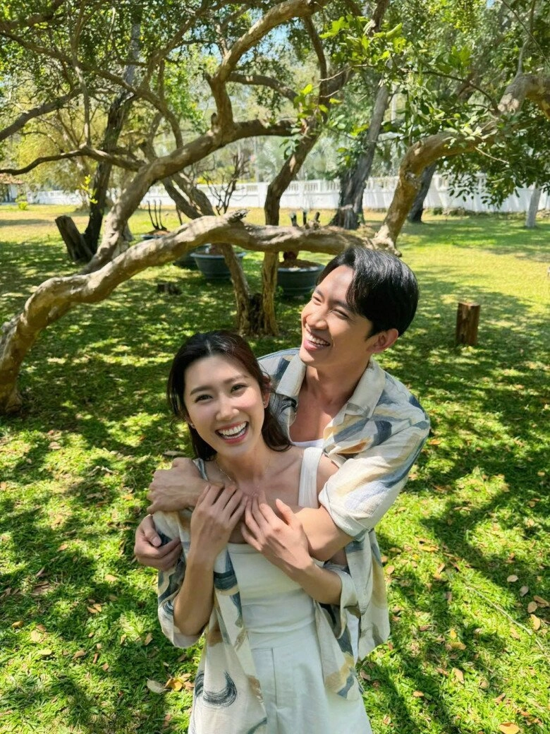 Cặp chị em châu báu của cây táo nở hoa hiện tại nhã phương làm mẹ bỉm lần 3 thúy ngân bị đồn yêu bạn diễn - 14