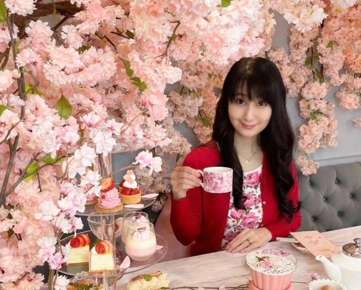 Chàng trai 31 tuổi cưới vợ u70 hơn cả tuổi mẹ mình nhưng nhan sắc người vợ mới thực sự ngỡ ngàng - 2