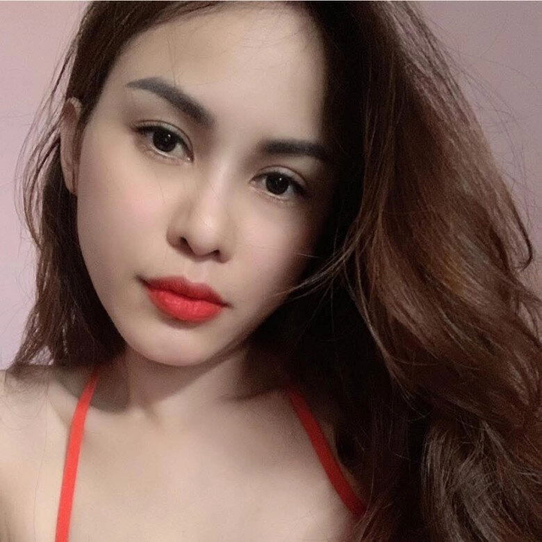 Chị dâu cũ giàu có sống kín tiếng của hà hồ nhan sắc xinh đẹp như sinh đôi với em chồng - 8