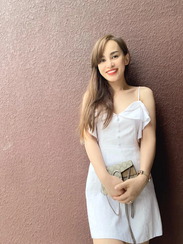 Chị dâu cũ giàu có sống kín tiếng của hà hồ nhan sắc xinh đẹp như sinh đôi với em chồng - 10