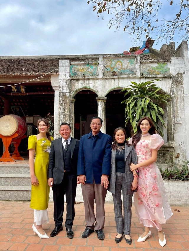 Chị gái đỗ thị hà nhan sắc một 9 một 10 với em gái - 2