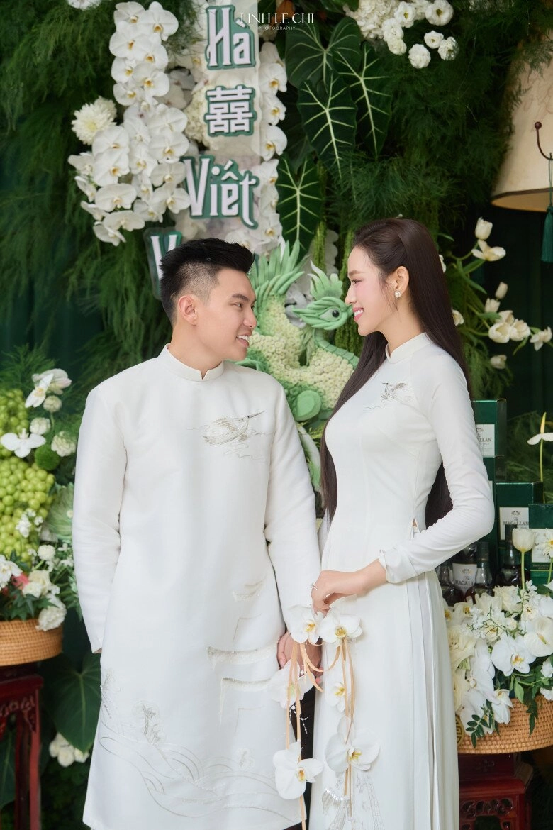 Cô dâu đỗ hà mặc áo dài có ý nghĩa đặc biệt chồng tổng giám đốc đeo đồng hồ có giá hơn tỷ - 4