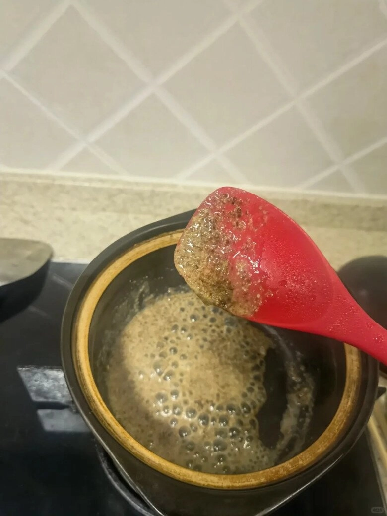 Con gái trung quốc có làn da trắng sáng như tấm phản quang nhờ ngâm mặt nạ giấy với hạt siêu thực phẩm - 3