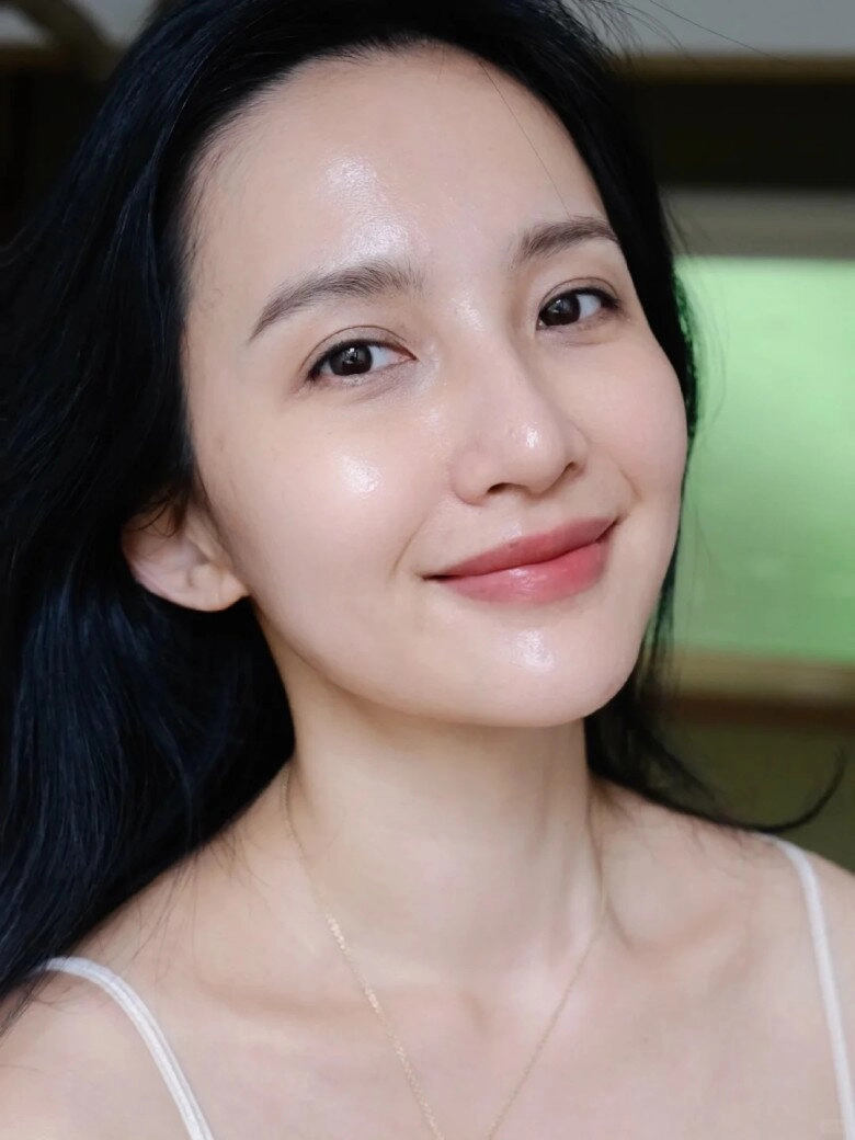 Con gái trung quốc có làn da trắng sáng như tấm phản quang nhờ ngâm mặt nạ giấy với hạt siêu thực phẩm - 5