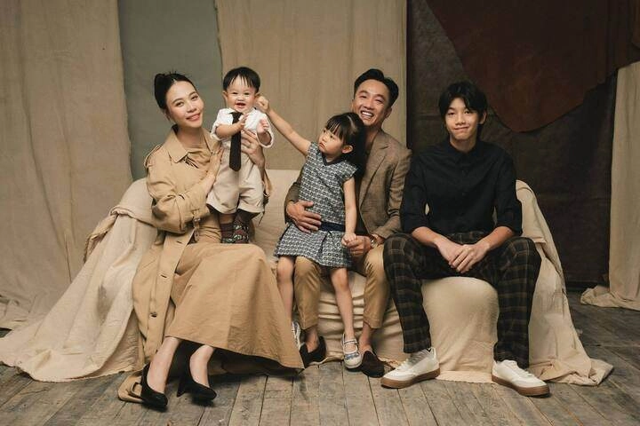 Con sao việt trên sân bóng rổ subeo của hồ ngọc hà có cả nhà đến cổ vũ ái nữ nhà quyền linh đúng chuẩn nữ thần - 4