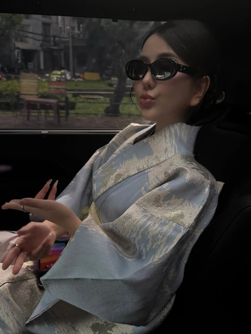 đệ nhất hot girl sài thành diện mốt lộ chân ngực khoe vóc dáng siêu thực - 8