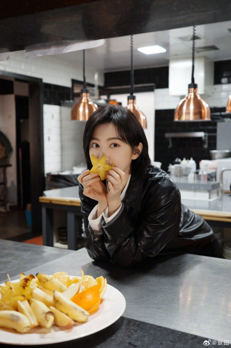 đệ nhất mỹ nhân bắc kinh tuổi 37 vẫn chưa ai soán ngôi nói không với đường chống già thần kỳ bằng 15 phút mỗi tối - 4