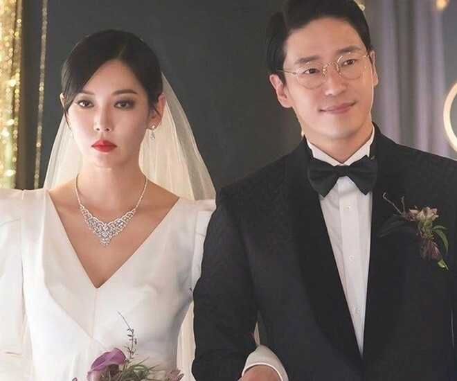 Đến chăm chồng cũ nằm viện lúc xuất viện anh xin tái hôn tôi hỏi 3 câu khiến anh tái mặt - 1