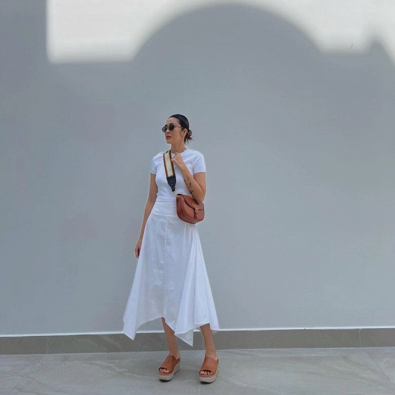 Đi chơi với hội bạn tăng thanh hà vẫn giữ nguyên tắc vàng trong ăn mặc nói không với việc làm màu - 13