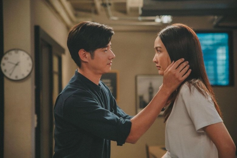 Đi công tác về chồng liền kéo vợ vào phòng hâm nóng tình cảm tôi lập tức ly hôn - 2