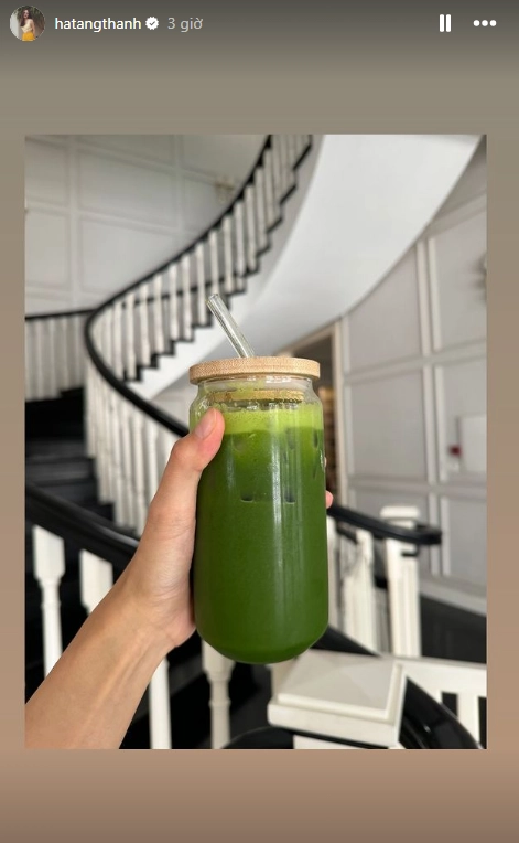 Gái việt lấy con trai tỷ phú sinh tù tì 3 con vẫn đẹp mê uống 3 loại nước xanh lè có cái còn là kem chống nắng tự nhiên - 5