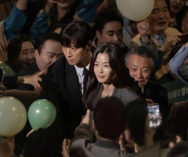 Giông tố siêu phẩm nghìn tỷ của jeon ji hyun đứng thứ 2 toàn cầu chemistry đỉnh khiến mẹ chồng mợ chảnh cũng đẩy thuyền - 1