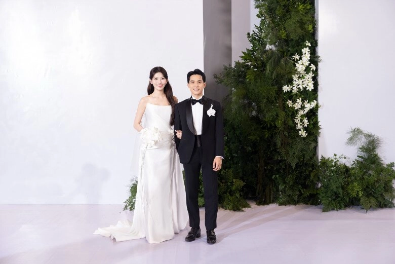 Hai nàng dâu hào môn tháng 10 đỗ thị hà và chế nguyễn quỳnh châu mỗi người một vẻ nhưng có một điểm chung - 5