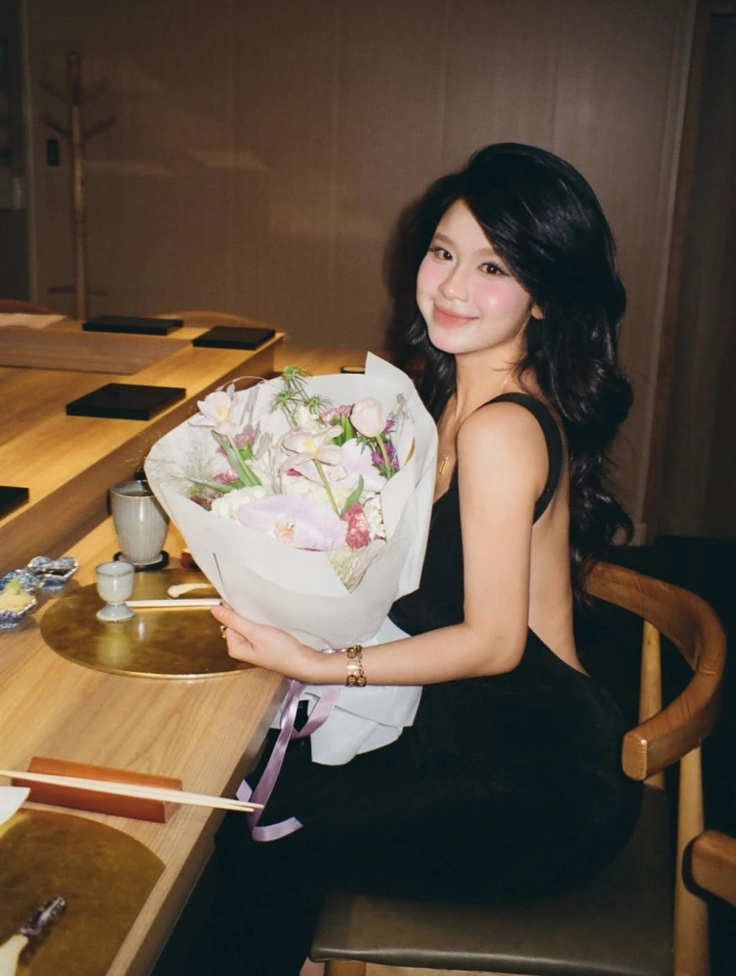 Hàn hằng về dáng sau sinh thần tốc khiến netizen ngỡ ngàng - 1