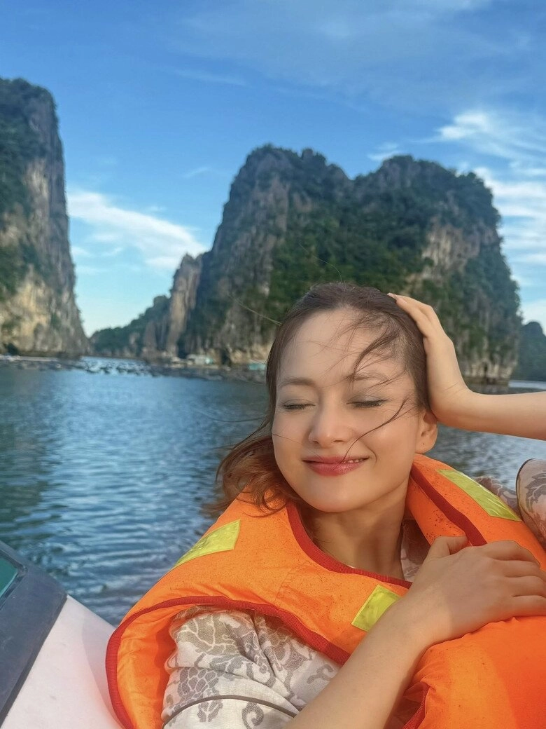 Hành động của lan phương ngay trước phiên tòa giành quyền nuôi con với chồng tây tự tin đối đầu phương oanh - 6