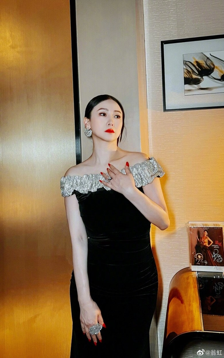 Hoa hậu đẹp nhất châu á nổi đình đám một thời nay u60 đẹp rực rỡ nhờ cốc nước giá rẻ giúp cải lão hoàn đồng - 10