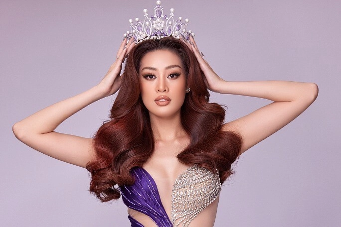 hoa hậu giàu nhất việt nam làm ảo thuật gia xây biệt thự dát vàng 300 tỷ từng là nữ hoàng không nội y trên thảm đỏ - 3