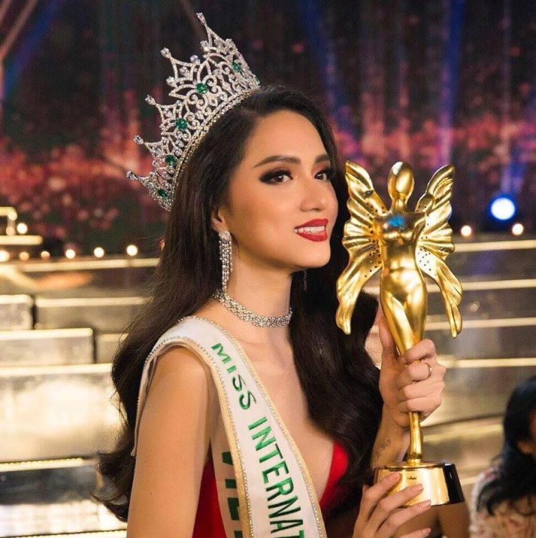 Hương giang lên tiếng sau khi được công bố thi miss universe 2025 khoe tạo hình đầy táo bạo gợi nhớ đến hhen niê - 3