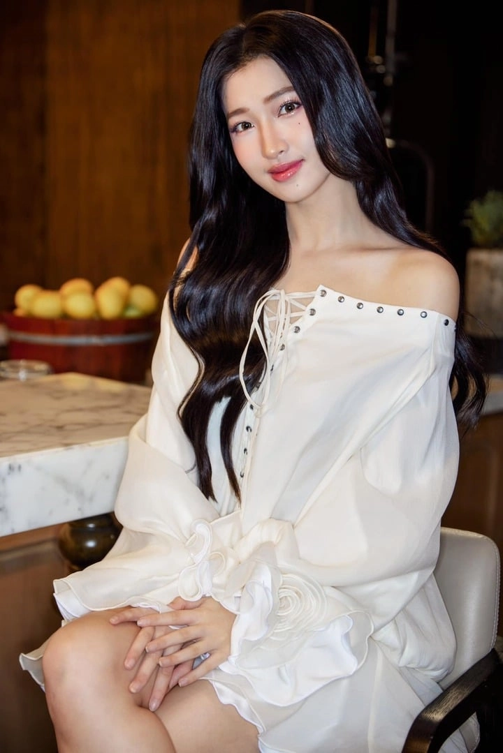 Khi hoa - á hậu cũng có khuyết điểm thùy tiên đầy vết rạn da phương nhi không thể sửa - 11