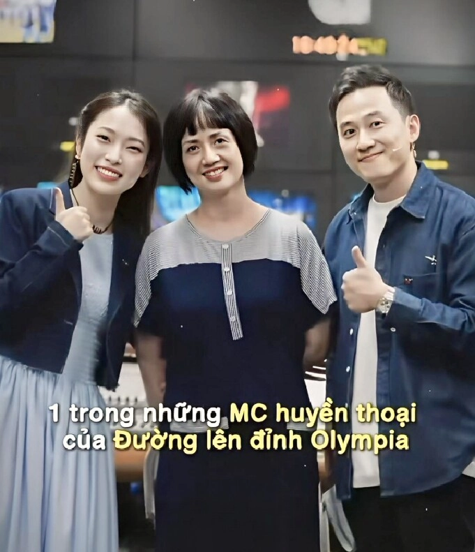 Khoảnh khắc 2 thế hệ đường lên đỉnh olympia gây sốt huyền thoại tùng chi hiếm hoi lộ diện chuyện chồng con vẫn kín tiếng - 2