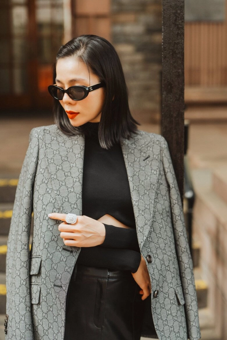 Không chơi style giàu ngầm lệ quyên có hẳn bộ sưu tập áo khoác mặc lên là toát mùi tiền xa xỉ thấy rõ - 9