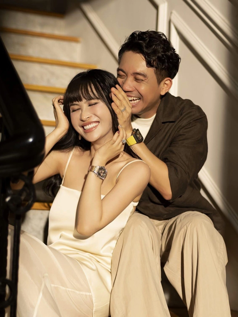 Loạt đồng hồ chục tỷ đồng của vợ đại gia minh nhựa - 1