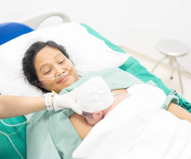 Loạt trang tin quốc tế vui mừng khi hoa hậu hhen niê sinh con mong ái nữ sau này phục thù cho mẹ ở miss universe - 1