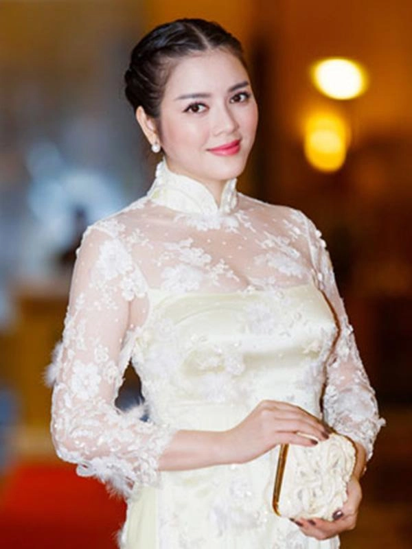 Lý nhã kỳ hành trình lên hương nhan sắc trở thành quý cô triệu đô - 5