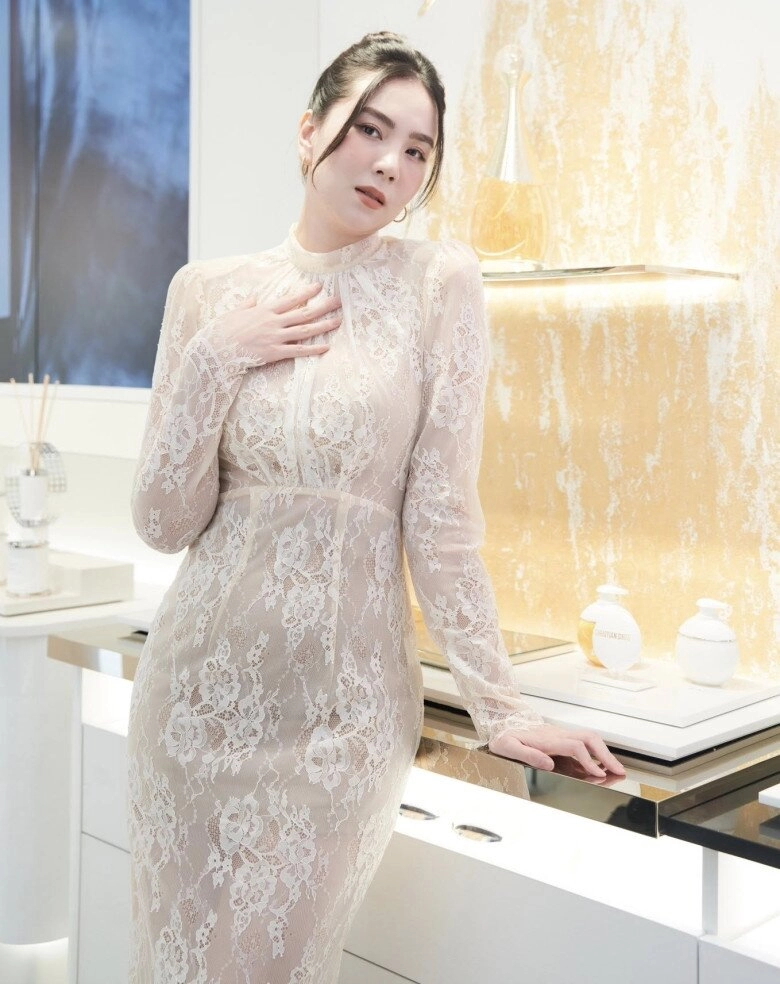 Mai ngọc mới sinh con 5 tháng đã bị giục có thêm tiểu công chúa thừa nhận có quý tử là sự sang trang của đời người - 9