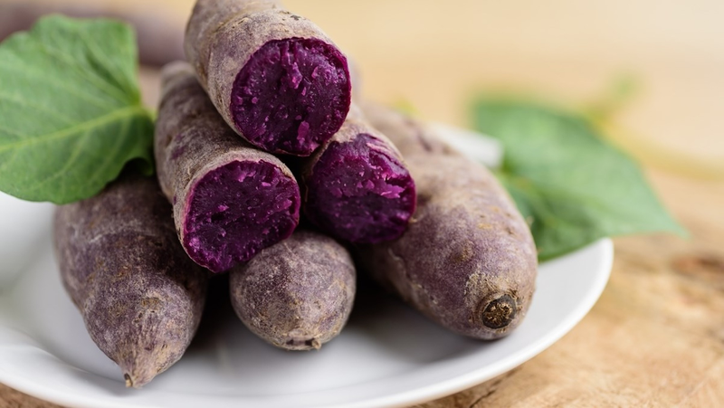 Mỹ nhân cổ trang đẹp nhất showbiz 44 tuổi vẫn eo thon giảm 12kg nhờ siêu thực phẩm màu tím rẻ bèo bán đầy ở chợ việt nam - 3