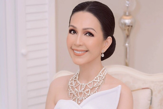 Mỹ nhân vbiz u65 vẫn không ai vượt qua nổi được phong hoa hậu không ngai suốt 40 năm không ăn cơm để giữ dáng - 1