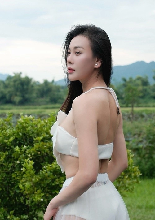 Netizen đào lại nhan sắc thời chưa nổi tiếng của phương oanh - 10