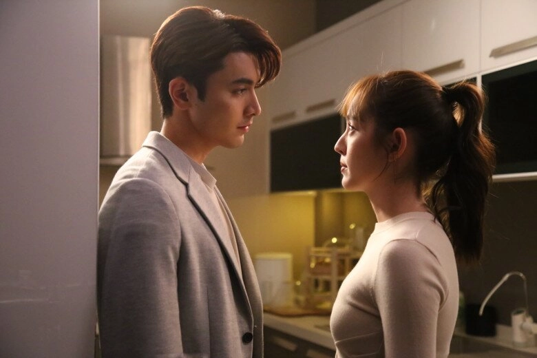 Nghi giúp việc trộm tiền nhà tôi giả vờ đi du lịch rồi bất ngờ quay về mở cửa liền chết lặng - 2