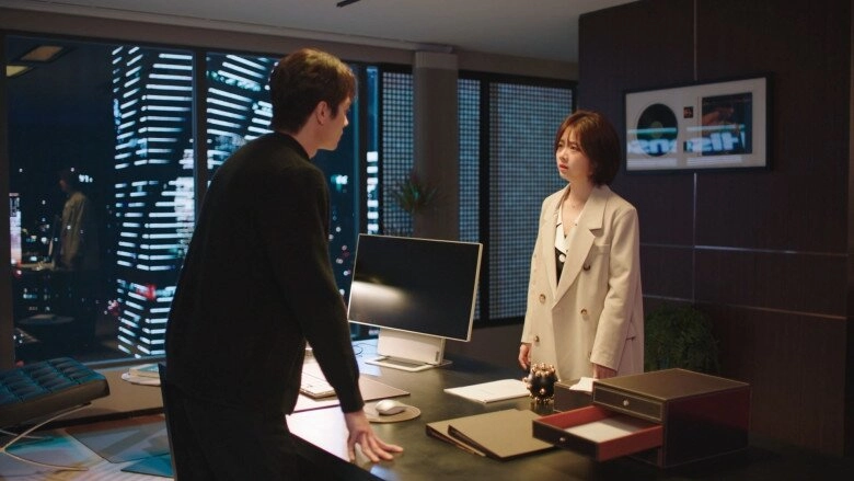 Ngỡ ngàng khi biết bạn gái cũ là sếp mình yêu cầu đầu tiên của cô ấy càng khiến tôi choáng váng - 2