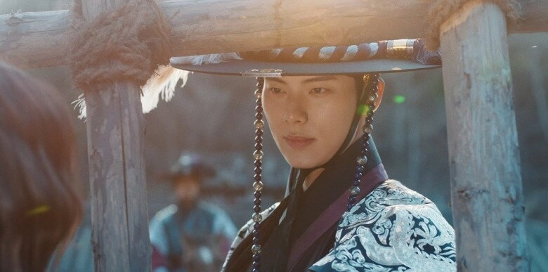 Ngự trù của bạo chúa màn thay nam chính thành công nhất lịch sử phim hàn yoona tiết lộ cái kết có nước mắt - 9