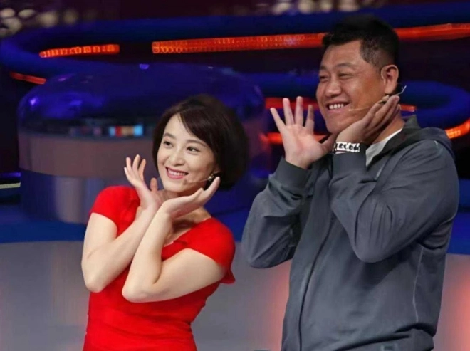 Người đẹp lấy chồng chỉ sau 6 ngày hẹn hò từng sợ đẻ vì lo con có diện mạo giống bố - 9