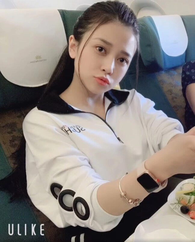 Nhan sắc 3 cô con gái tên trang ít người nhớ đến của nghệ sĩ công lý người cạo trọc đầu người sống kín tiếng - 21