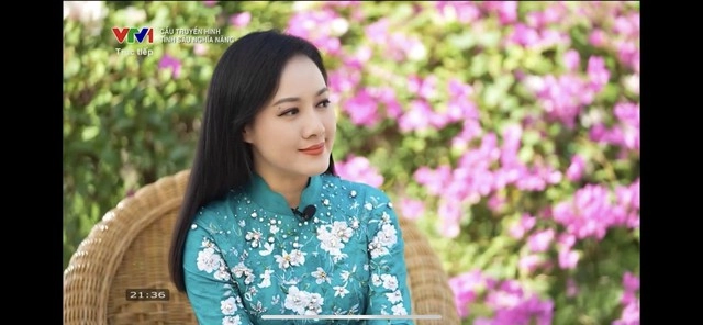 Nhan sắc btv hoài anh thăng hạng trong mắt khán giả nhờ cách mix đồ đúng tính cách - 5