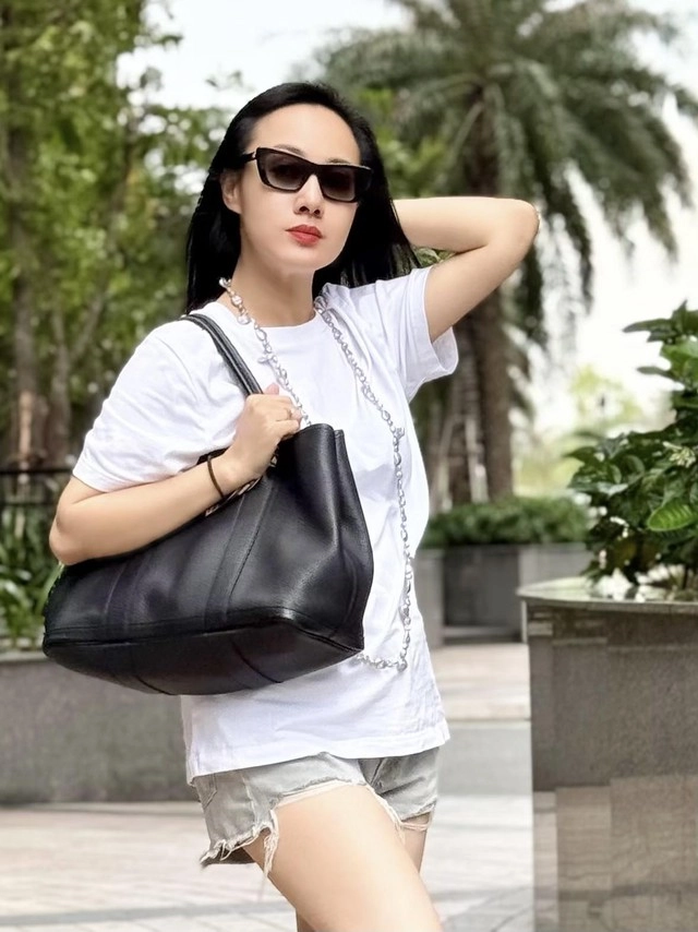 Nhan sắc btv hoài anh thăng hạng trong mắt khán giả nhờ cách mix đồ đúng tính cách - 7