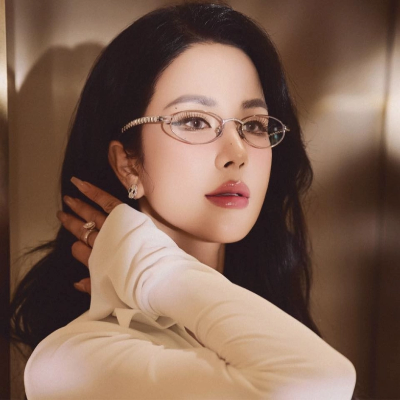 Nhan sắc của mẹ đơn thân nóng bỏng bậc nhất showbiz việt - 6