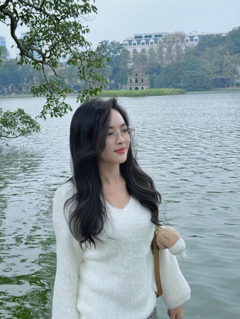 Nhan sắc hiện tại của hot girl từng lột xác nhờ phẫu thuật thẩm mỹ - 10