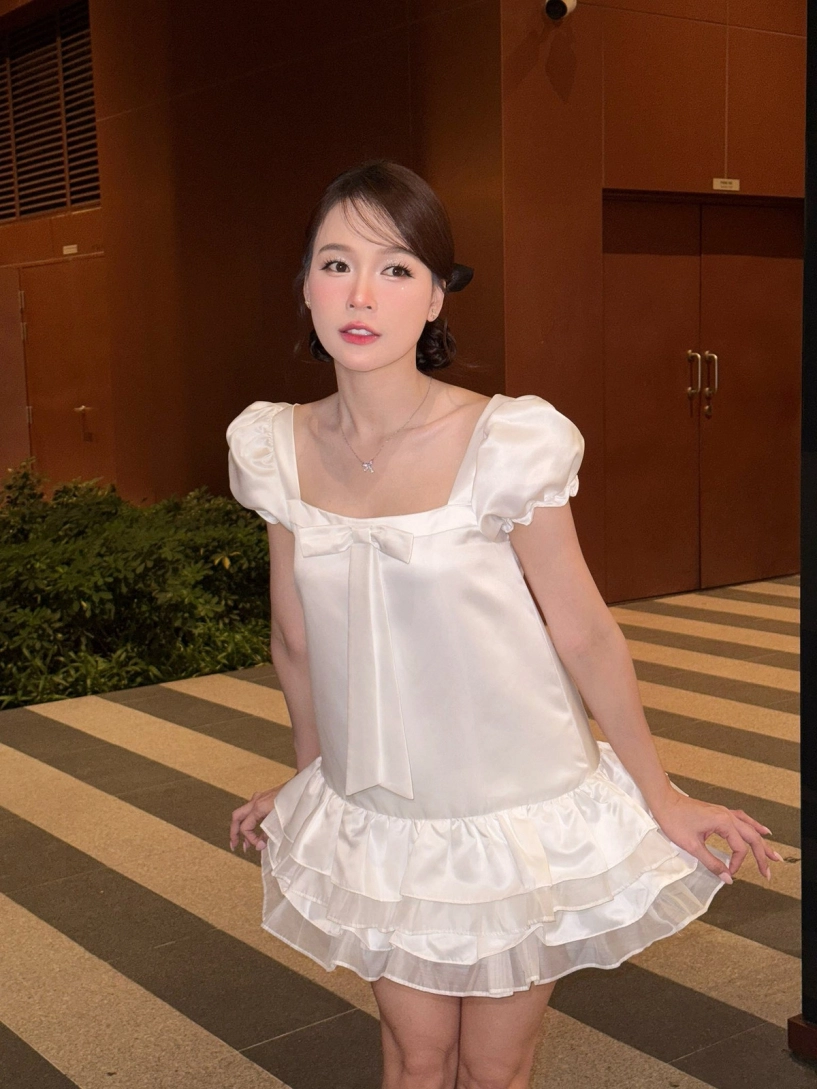 Nhan sắc sam từ hot girl tuổi teen đến bà mẹ hai con vẫn xinh ngọt ngào - 10