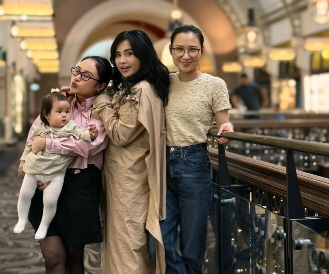 Nsnd thanh lam bế cháu ngoại sang úc thăm ái nữ đầu lòng chồng bác sĩ nhờ con riêng của vợ trông hộ bà xã - 1